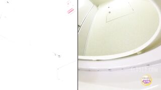 Japanese Girl Pooping